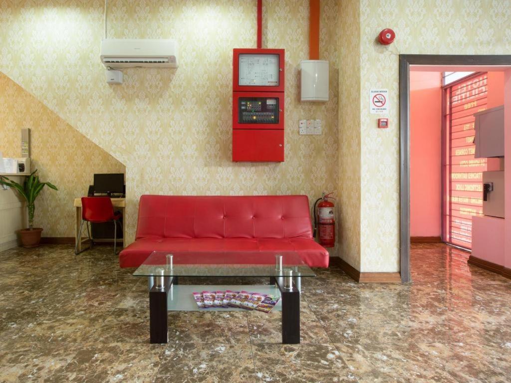 Hotel Zamburger Sungai Besi Куала-Лумпур Екстер'єр фото