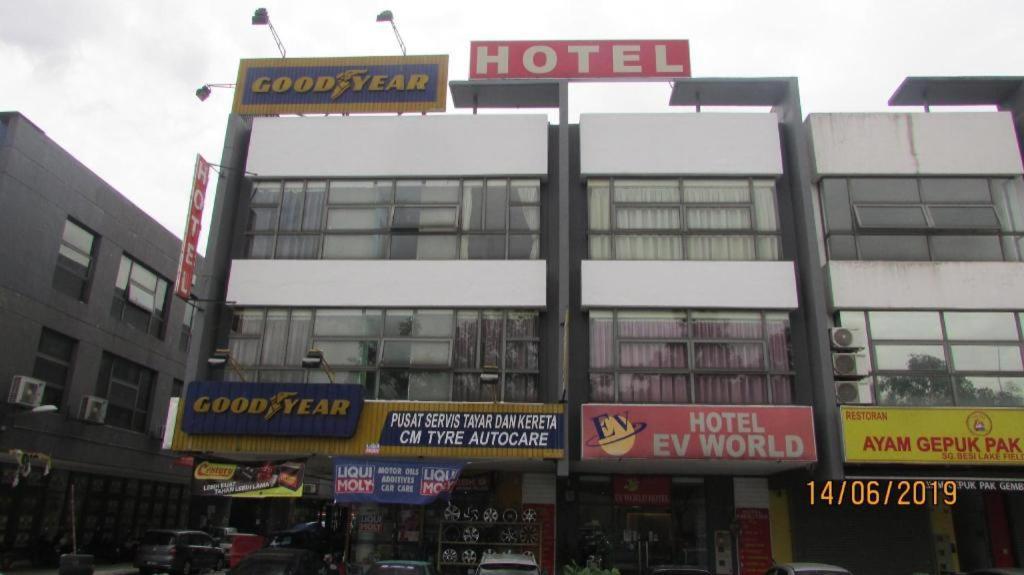 Hotel Zamburger Sungai Besi Куала-Лумпур Екстер'єр фото