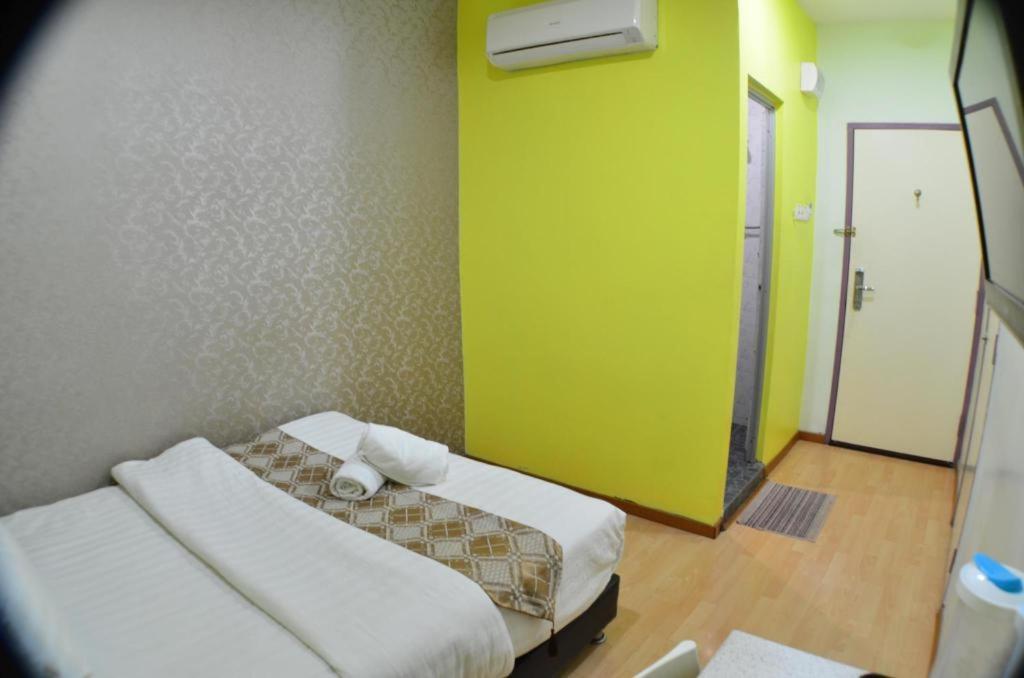 Hotel Zamburger Sungai Besi Куала-Лумпур Екстер'єр фото
